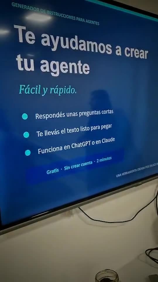 Pantalla: Te ayudamos a crear tu agente